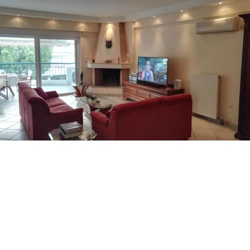 Cozy 2 BD Apt close to Sea & Center 20min airport