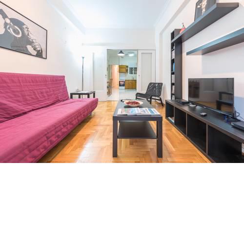 Cozy 2 Bedroom Apartment