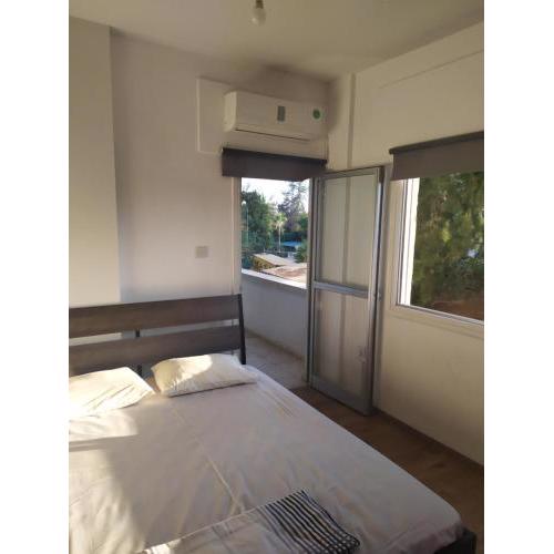 Cozy 2 Bedroom Apartment