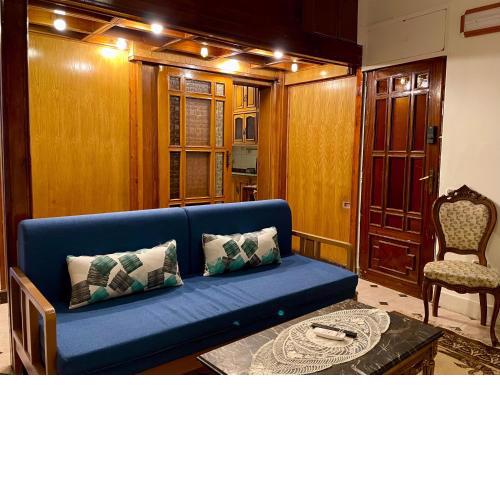 Cozy 2 BR in Maadi 5 Minutes from the Nile!