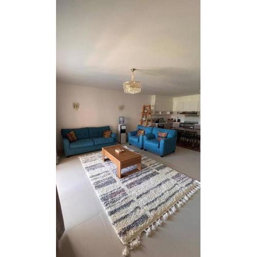 Cozy 4-Bedroom In Marina Marassi