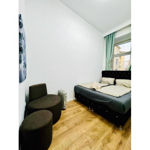 Cozy 9BR Shared Apartment, Only 12Min Walk to Augarten