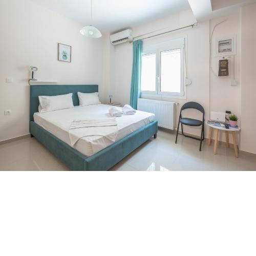Cozy Acropolis Studio by Cloudkeys