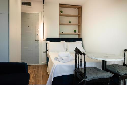 Cozy and Chic Studio Apartment