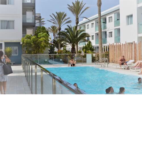 COZY and CONFORT apartments GOOD WIFI 1 bedr balcony and POOL