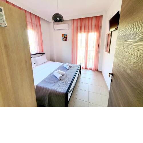 COZY AND COOL APARTMENT 30 meters from sea