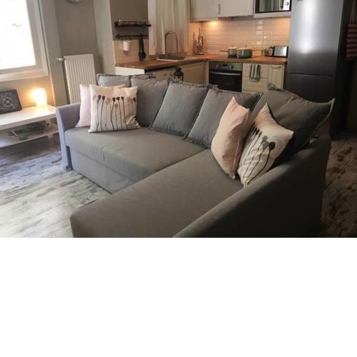 Cozy and smart apartment with courtyard in Koukaki