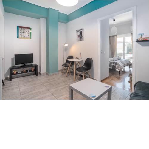 Cozy Apartment by the Acropolis