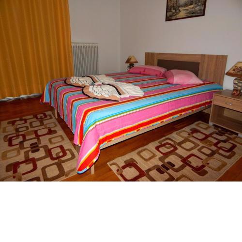 Cozy apartment for 2-5 people-Center Tripoli 1