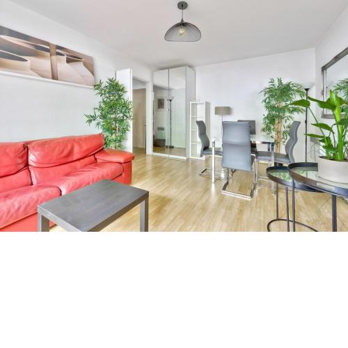 Cozy apartment for 4 - Paris 19E
