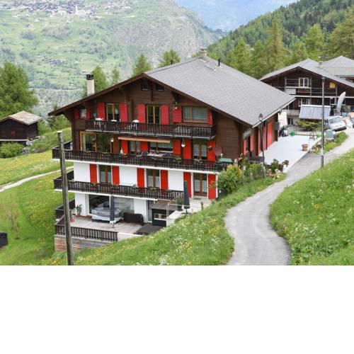Cozy Apartment in Grachen near Forest