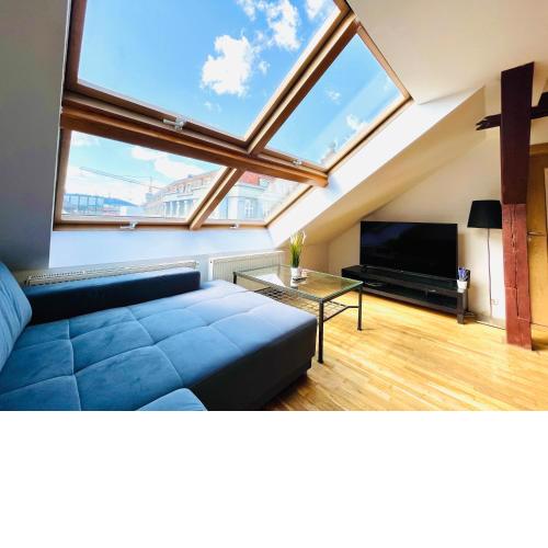 Cozy apartment in historical building center Prague