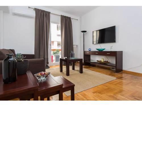 Cozy Apartment In the center of Athens ATH111D