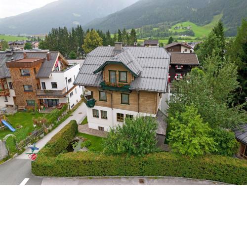 Cozy apartment in the center of Neukirchen