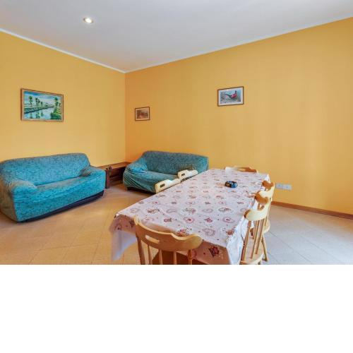 Cozy apartment with swimming pool and gym on Lake Trasimeno