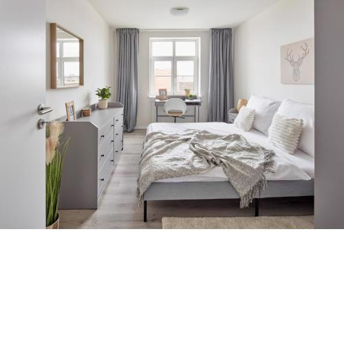 Cozy Attic Flat in Michle by Prague Days