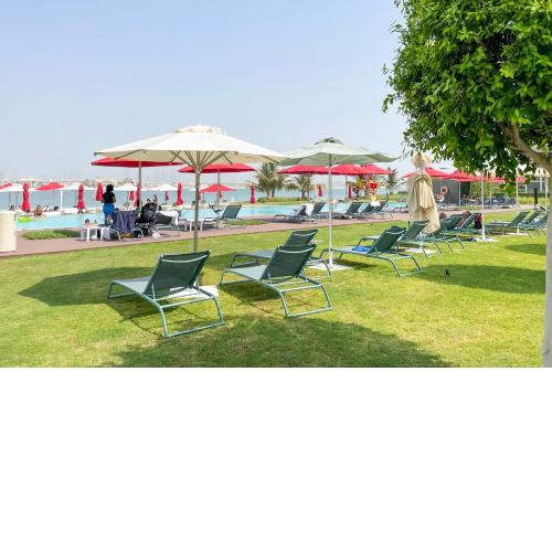Cozy beachfront 1 bedroom apartment - The 8
