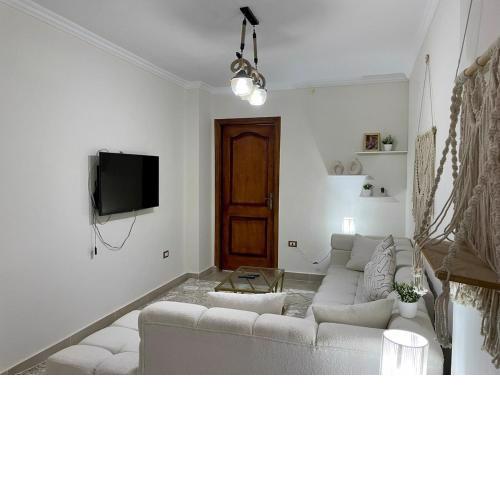 Cozy Boho 3BR Apartment Nasr City