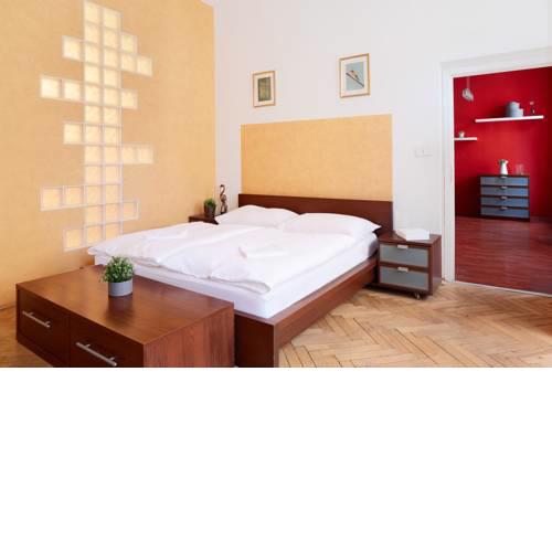 COZY Central Apartment/river VLTAVA