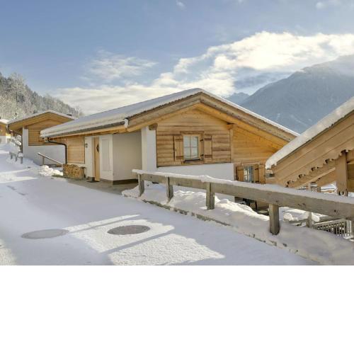 Cozy chalet with sauna, close to Königsleiten