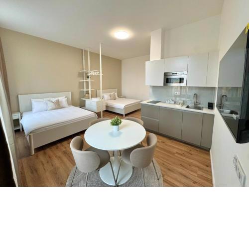 Cozy & Charmimg 2-bed Apartment in Heart of Prague