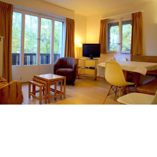 Cozy & Charming on Golf Course, Arlequin