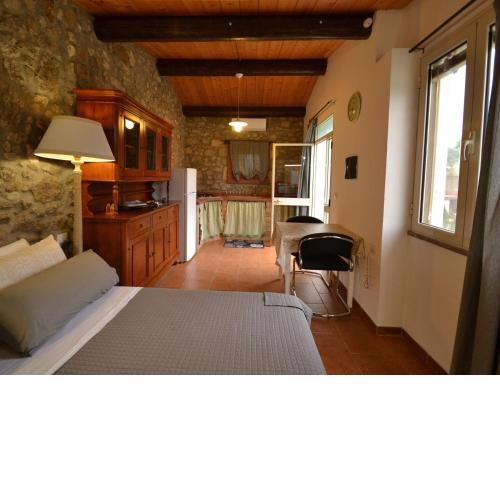 Cozy Cottage in Calasetta Sardinia with garden