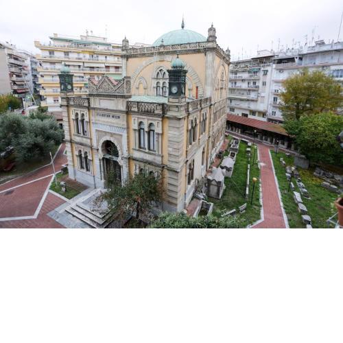 Cozy flat in city center overlooking Yeni Mosque