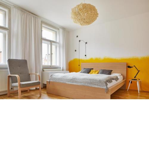 Cozy Flat in New Town by Prague Days
