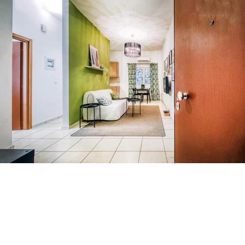 Cozy flat in Petralona close to metro