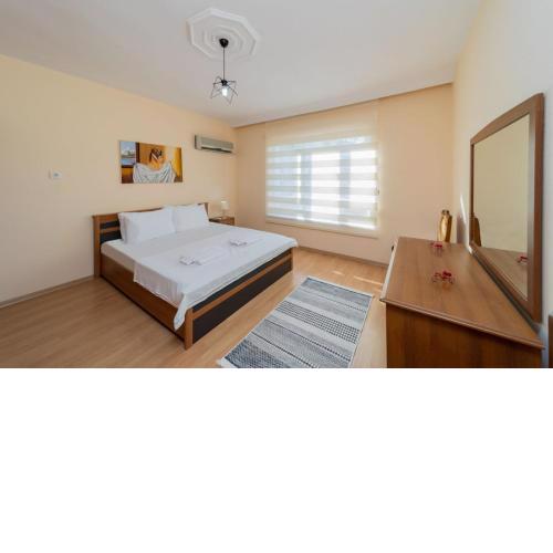 Cozy Flat with Balcony 5 min to Konyaalti Beach