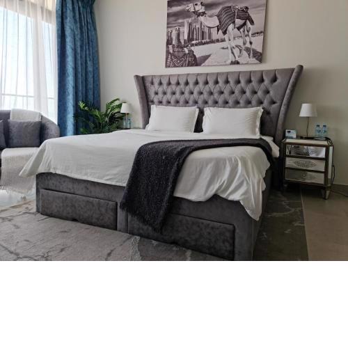 Cozy Furnished Studio