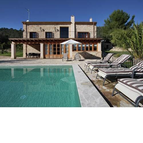 Cozy Holiday Home in Petra Majorca with Private Pool
