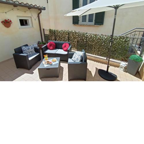 Cozy House con Corte Privata in Centro Storico AQ