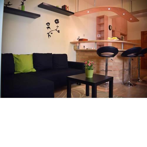 Cozy Little Apartment