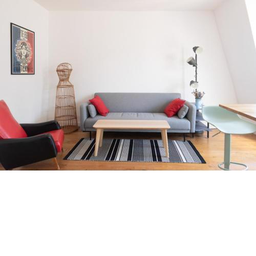Cozy love nest near Buttes-Chaumont