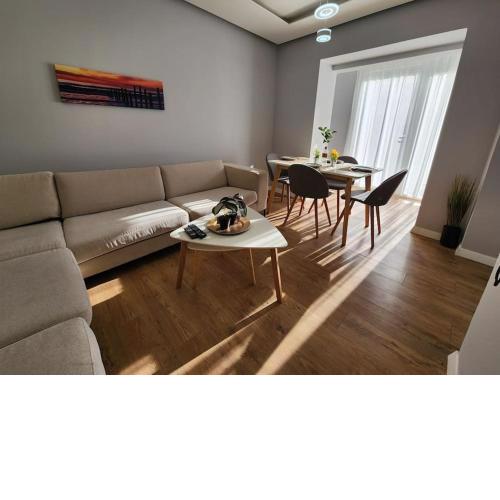 Cozy Midtown Apartment in Tirana
