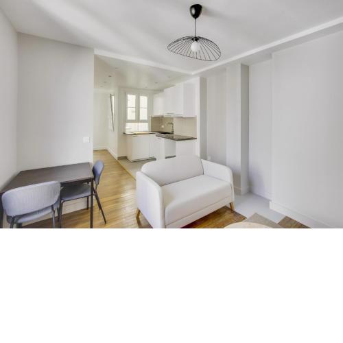 Cozy nest near the Sacré-Coeur of Montmartre