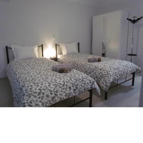 Cozy, newly renovated apt near the City Center