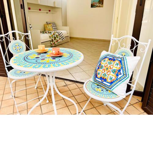 Cozy seafront studio apartment Giardini Naxos