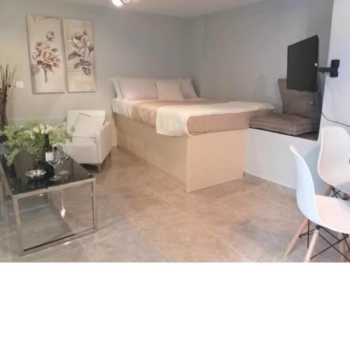 Cozy Studio Apartment near Panathenaic Stadium