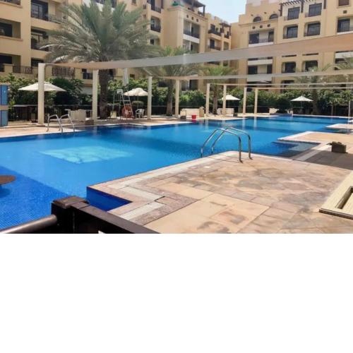Cozy studio in al mamzar