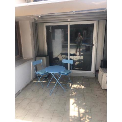 Cozy Studio In Town Center