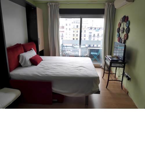 Cozy studio overlooking Pedro Zerolo Square