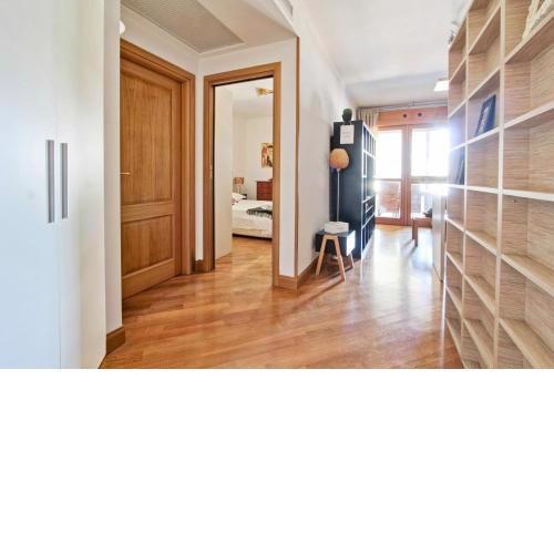 Cozy terrace apt close to Eataly and metro Piramide