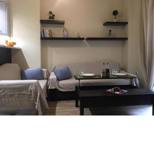 Cozy Urban Apartment in Pagrati