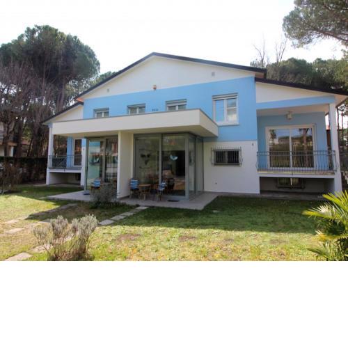 Cozy Villa in Lignano Riviera