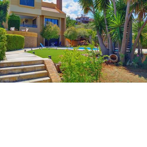 Cozy Villa with Pool, View, Internet, Barbeque