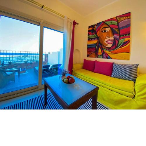 CozyBeach, Private Seafront Studios