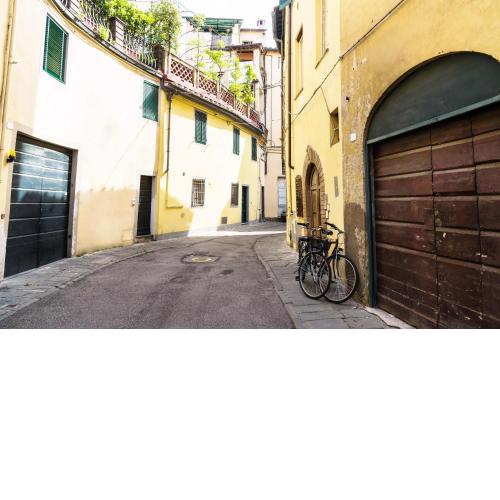 CozyBricks in Lucca - Apartments in the Historical Center -